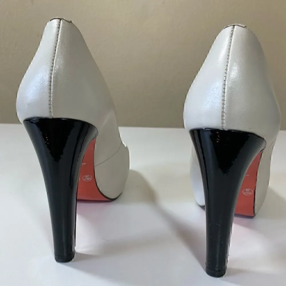 LUCHO off white platform almond toe pumps $350 womens size 6